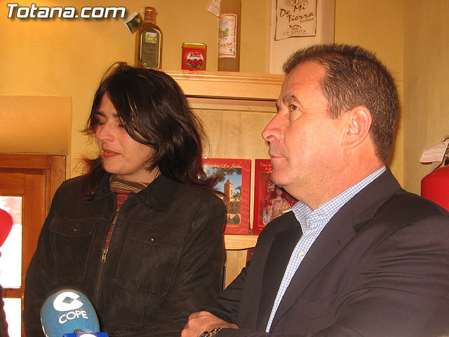 INAUGURADO EL NUEVO PUNTO DE INFORMACIÓN TURÍSTICA DEL SANTUARIO DE LA SANTA Y SIERRA ESPUÑA - 5