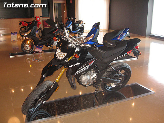 PRESENTACIN GAMA 2007 SHERCO, MTR Y GENERIC - 21