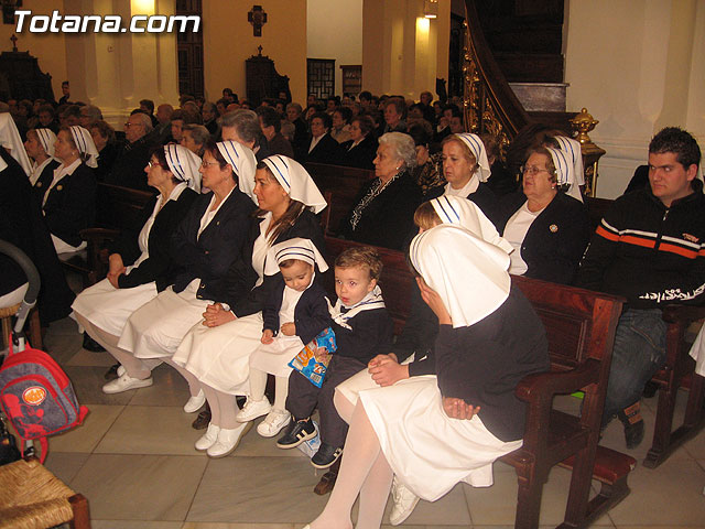 NUMEROSAS PERSONAS PARTICIPARON EL PASADO SBADO 10 DE FEBRERO EN UNA PROCESIN EN HONOR A LA VIRGEN DE LOURDES - 1