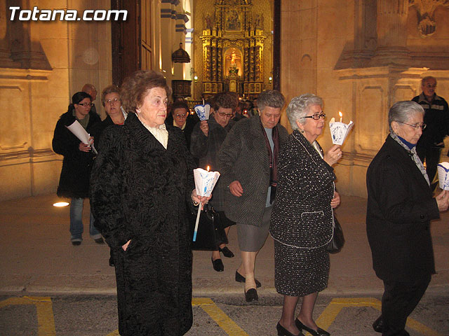 NUMEROSAS PERSONAS PARTICIPARON EL PASADO SBADO 10 DE FEBRERO EN UNA PROCESIN EN HONOR A LA VIRGEN DE LOURDES - 34