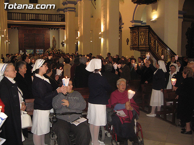 NUMEROSAS PERSONAS PARTICIPARON EL PASADO SBADO 10 DE FEBRERO EN UNA PROCESIN EN HONOR A LA VIRGEN DE LOURDES - 53