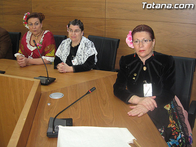 LAS CANDIDATAS A REINA DE LA HUERTA INFANTIL CELEBRAN UNA JORNADA DE CONVIVENCIA EN TOTANA CON MOTIVO DEL ACTO DE SU ELECCIÓN - 8