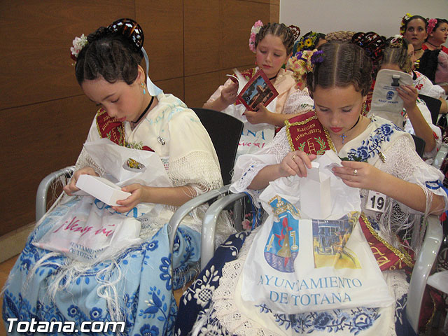 LAS CANDIDATAS A REINA DE LA HUERTA INFANTIL CELEBRAN UNA JORNADA DE CONVIVENCIA EN TOTANA CON MOTIVO DEL ACTO DE SU ELECCIÓN - 13