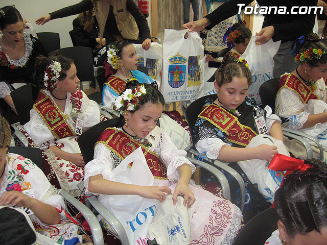 LAS CANDIDATAS A REINA DE LA HUERTA INFANTIL CELEBRAN UNA JORNADA DE CONVIVENCIA EN TOTANA CON MOTIVO DEL ACTO DE SU ELECCIÓN - 15