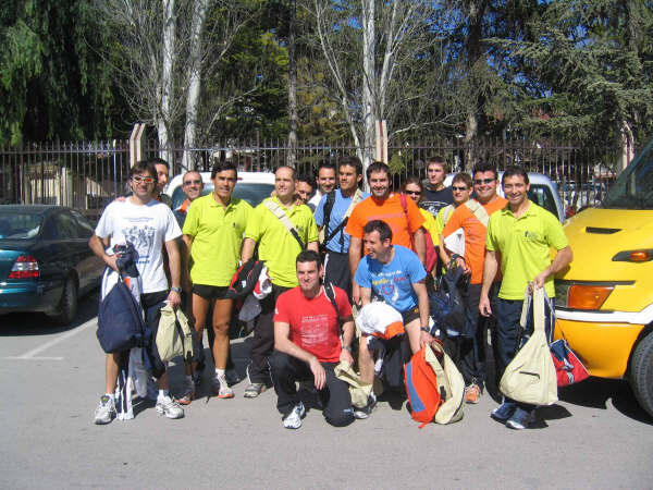 MIEMBROS DEL CLUB DE ATLETISMO ÓPTICA SANTA EULALIA PARTICIPARON  EN LA XXIV EDICIÓN DE LA MEDIA MARATÓN CIUDAD DE TORREVIEJA - 13