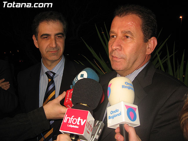 UN MILLAR DE PERSONAS ARROPAN AL CANDIDATO A LA ALCALDÍA DEL PP, JOSÉ MARTÍNEZ ANDREO, EN SU PRESENTACIÓN OFICIAL PÚBLICA - 2