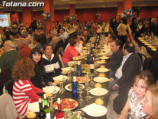 UN MILLAR DE PERSONAS ARROPAN AL CANDIDATO A LA ALCALDÍA DEL PP, JOSÉ MARTÍNEZ ANDREO, EN SU PRESENTACIÓN OFICIAL PÚBLICA - 38