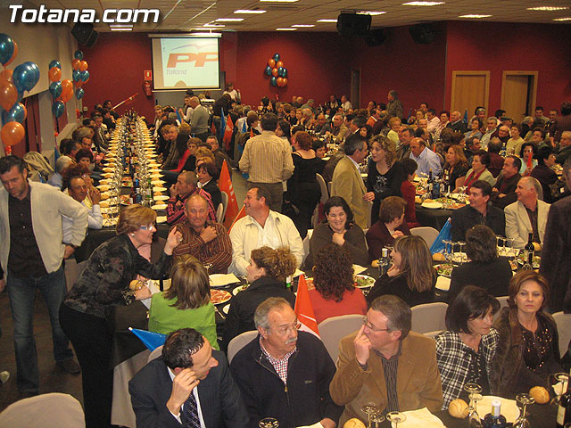 UN MILLAR DE PERSONAS ARROPAN AL CANDIDATO A LA ALCALDÍA DEL PP, JOSÉ MARTÍNEZ ANDREO, EN SU PRESENTACIÓN OFICIAL PÚBLICA - 43