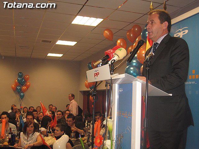 UN MILLAR DE PERSONAS ARROPAN AL CANDIDATO A LA ALCALDÍA DEL PP, JOSÉ MARTÍNEZ ANDREO, EN SU PRESENTACIÓN OFICIAL PÚBLICA - 70