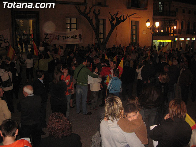 EL PP DE TOTANA CONSIDERA QUE ZAPATERO PASARÁ A LA HISTORIA COMO EL PRESIDENTE QUE HUMILLÓ A LAS VÍCTIMAS DEL TERRORISMO Y CHANTAJEÓ AL ESTADO DE DERECHO - 14
