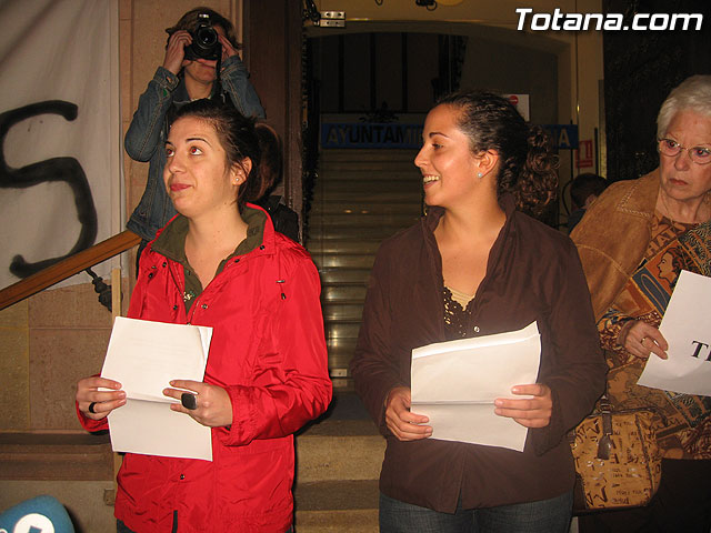 EL PP DE TOTANA CONSIDERA QUE ZAPATERO PASARÁ A LA HISTORIA COMO EL PRESIDENTE QUE HUMILLÓ A LAS VÍCTIMAS DEL TERRORISMO Y CHANTAJEÓ AL ESTADO DE DERECHO - 21