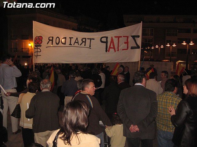 EL PP DE TOTANA CONSIDERA QUE ZAPATERO PASARÁ A LA HISTORIA COMO EL PRESIDENTE QUE HUMILLÓ A LAS VÍCTIMAS DEL TERRORISMO Y CHANTAJEÓ AL ESTADO DE DERECHO - 31