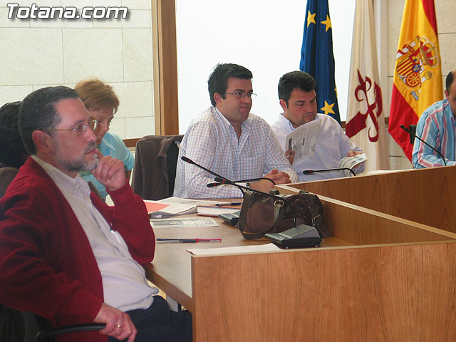 EL PSOE ANUNCIA QUE EL PP RECHAZA LA CONVOCATORIA DE UN REFERENDUM SOBRE EL PGOM - 6 EL PSOE ANUNCIA QUE EL PP RECHAZA LA CONVOCATORIA DE UN REFERENDUM SOBRE EL PGOM - 6