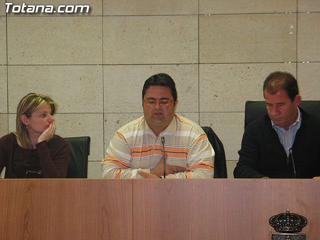 EL PSOE ANUNCIA QUE EL PP RECHAZA LA CONVOCATORIA DE UN REFERENDUM SOBRE EL PGOM - 10 EL PSOE ANUNCIA QUE EL PP RECHAZA LA CONVOCATORIA DE UN REFERENDUM SOBRE EL PGOM - 10