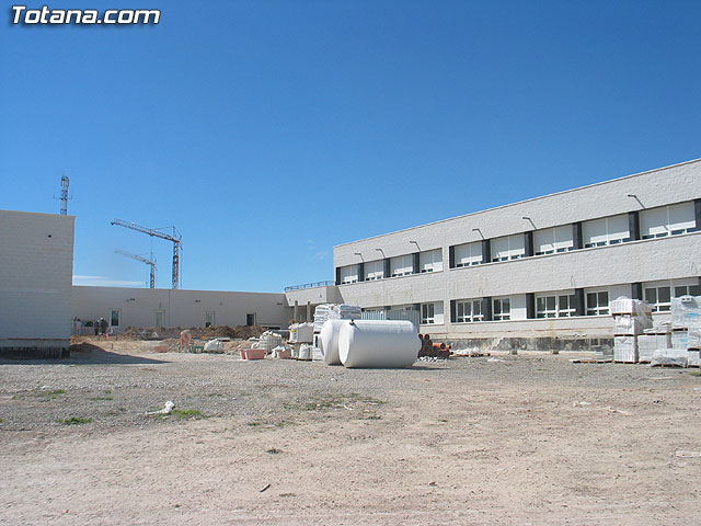 LAS OBRAS DEL NUEVO COLEGIO DE EDUCACIN INFANTIL Y PRIMARIA DEL BARRIO DEL TIROL-CAMILLERI FINALIZARN DESPUS DE SEMANA SANTA - 12