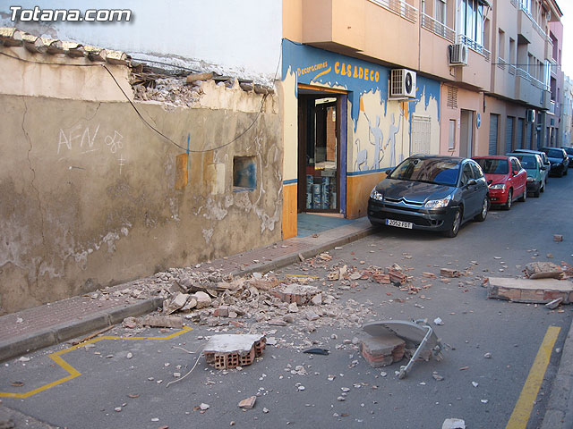 LA CONCEJALÍA DE SEGURIDAD Y PROTECCIÓN CIVIL MANTIENE EL DISPOSITIVO DE ALERTA ANTE EL FUERTE TEMPORAL DE VIENTO EN ESTE MUNICIPIO - 4 LA CONCEJALÍA DE SEGURIDAD Y PROTECCIÓN CIVIL MANTIENE EL DISPOSITIVO DE ALERTA ANTE EL FUERTE TEMPORAL DE VIENTO EN ESTE MUNICIPIO - 4