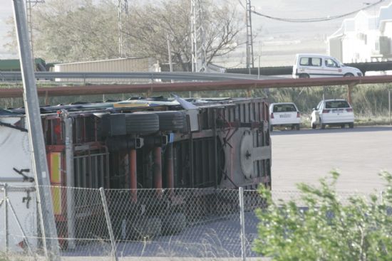 LA CONCEJALÍA DE SEGURIDAD Y PROTECCIÓN CIVIL MANTIENE EL DISPOSITIVO DE ALERTA ANTE EL FUERTE TEMPORAL DE VIENTO EN ESTE MUNICIPIO - 23 LA CONCEJALÍA DE SEGURIDAD Y PROTECCIÓN CIVIL MANTIENE EL DISPOSITIVO DE ALERTA ANTE EL FUERTE TEMPORAL DE VIENTO EN ESTE MUNICIPIO - 23