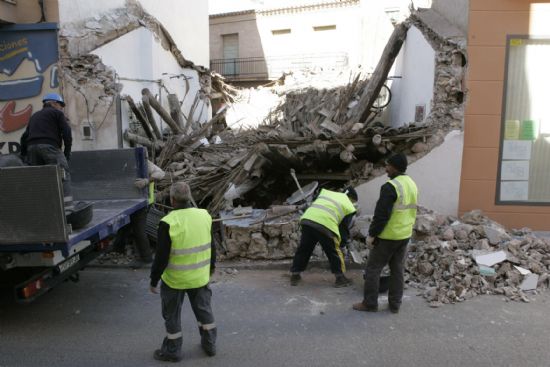 LA CONCEJALÍA DE SEGURIDAD Y PROTECCIÓN CIVIL MANTIENE EL DISPOSITIVO DE ALERTA ANTE EL FUERTE TEMPORAL DE VIENTO EN ESTE MUNICIPIO - 26 LA CONCEJALÍA DE SEGURIDAD Y PROTECCIÓN CIVIL MANTIENE EL DISPOSITIVO DE ALERTA ANTE EL FUERTE TEMPORAL DE VIENTO EN ESTE MUNICIPIO - 26