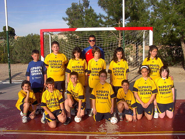 UN TOTAL DE 11 EQUIPOS PARTICIPAN EN EL CAMPEONATO REGIONAL ESCOLAR POR CENTROS DE ENSEÑANZA - 5