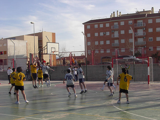 UN TOTAL DE 11 EQUIPOS PARTICIPAN EN EL CAMPEONATO REGIONAL ESCOLAR POR CENTROS DE ENSEÑANZA - 12