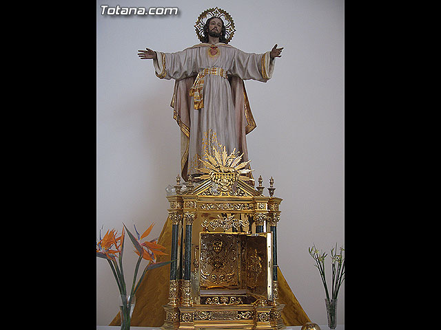 SE INAUGURA LA CAPILLA DEL SAGRADO CORAZÓN DE JESÚS EN LA PARROQUIA DE SANTIAGO, RESTAURADA ÍNTEGRAMENTE POR EL AYUNTAMIENTO CON UN PRESUPUESTO DE MÁS DE 200.000 EUROS - 11 SE INAUGURA LA CAPILLA DEL SAGRADO CORAZÓN DE JESÚS EN LA PARROQUIA DE SANTIAGO, RESTAURADA ÍNTEGRAMENTE POR EL AYUNTAMIENTO CON UN PRESUPUESTO DE MÁS DE 200.000 EUROS - 11