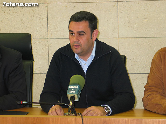 TOMA POSESIÓN EL NUEVO INGENIERO TÉCNICO AGRÍCOLA COMO FUNCIONARIO MUNICIPAL - 3