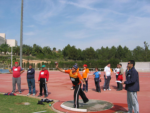 MARI CARMEN ROBLES Y PEDRO CÁNOVAS CONSIGUEN SUBIR AL PODIUM EN EL CAMPEONATO REGIONAL DE ATLETISMO - 7