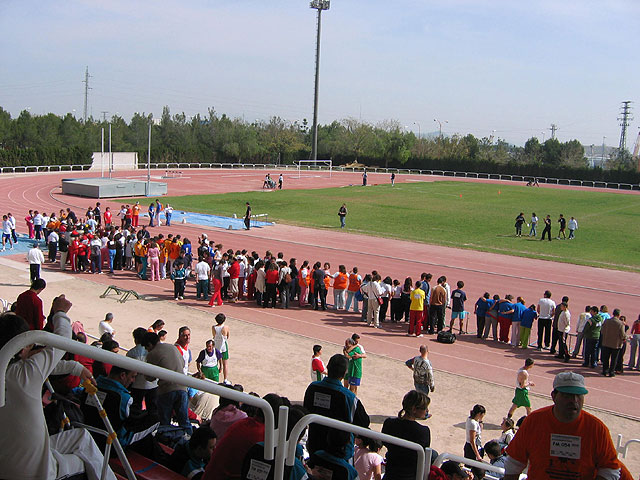 MARI CARMEN ROBLES Y PEDRO CÁNOVAS CONSIGUEN SUBIR AL PODIUM EN EL CAMPEONATO REGIONAL DE ATLETISMO - 11