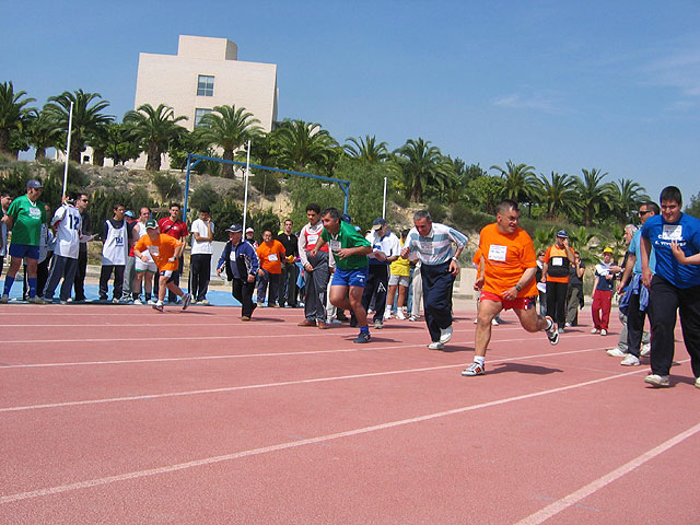 MARI CARMEN ROBLES Y PEDRO CÁNOVAS CONSIGUEN SUBIR AL PODIUM EN EL CAMPEONATO REGIONAL DE ATLETISMO - 33