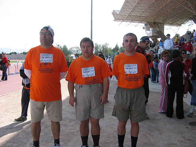 MARI CARMEN ROBLES Y PEDRO CÁNOVAS CONSIGUEN SUBIR AL PODIUM EN EL CAMPEONATO REGIONAL DE ATLETISMO - 37
