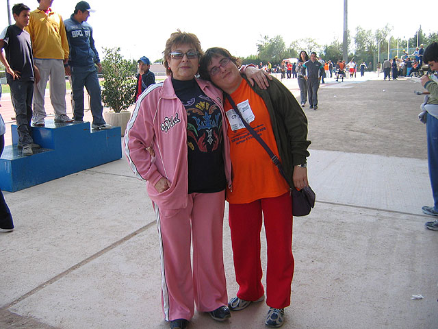 MARI CARMEN ROBLES Y PEDRO CÁNOVAS CONSIGUEN SUBIR AL PODIUM EN EL CAMPEONATO REGIONAL DE ATLETISMO - 41