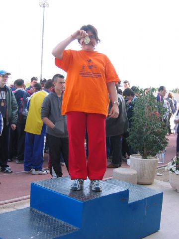 MARI CARMEN ROBLES Y PEDRO CÁNOVAS CONSIGUEN SUBIR AL PODIUM EN EL CAMPEONATO REGIONAL DE ATLETISMO - 47