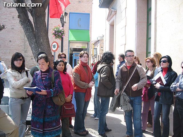 LEEN UN MANIFIESTO EN LA PUERTA DEL AYUNTAMIENTO CON MOTIVO DEL DÍA INTERNACIONAL CONTRA EL RACISMO Y LA XENOFOBIA - 8 LEEN UN MANIFIESTO EN LA PUERTA DEL AYUNTAMIENTO CON MOTIVO DEL DÍA INTERNACIONAL CONTRA EL RACISMO Y LA XENOFOBIA - 8