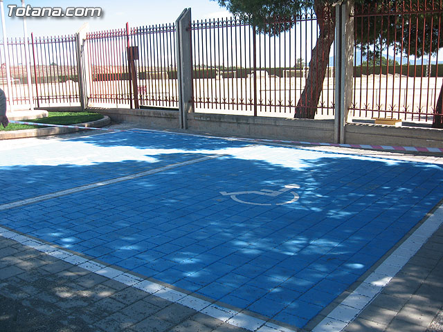 SE INAUGURAN LAS OBRAS DE ACCESO PARA DISCAPACITADOS EN EL POLIDEPORTIVO MUNICIPAL 6 DE DICIEMBRE - 3