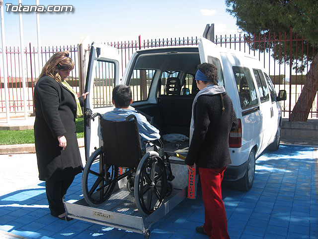 SE INAUGURAN LAS OBRAS DE ACCESO PARA DISCAPACITADOS EN EL POLIDEPORTIVO MUNICIPAL 6 DE DICIEMBRE - 16