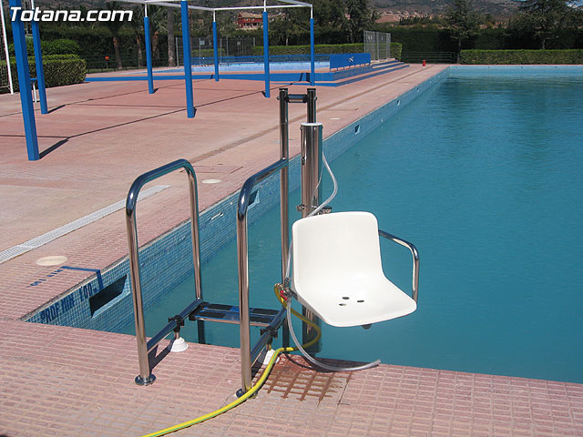 SE INAUGURAN LAS OBRAS DE ACCESO PARA DISCAPACITADOS EN EL POLIDEPORTIVO MUNICIPAL 6 DE DICIEMBRE - 27