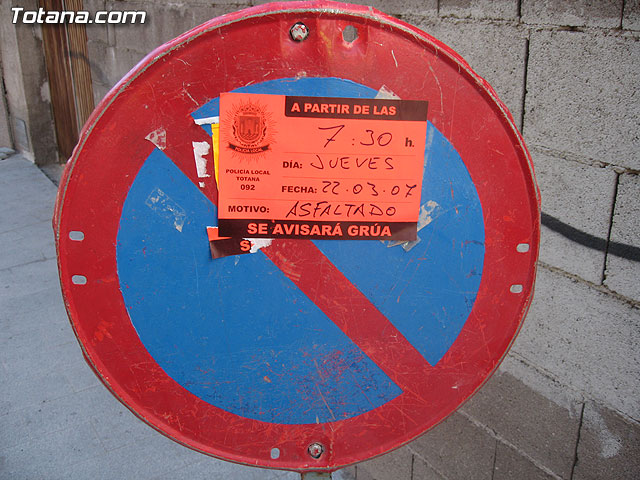 SE DESTINA MÁS DE 180.000 EUROS A LAS OBRAS DE ASFALTADO DE LAS PRINCIPALES CALLES Y AVENIDAS DEL CASCO URBANO - 15