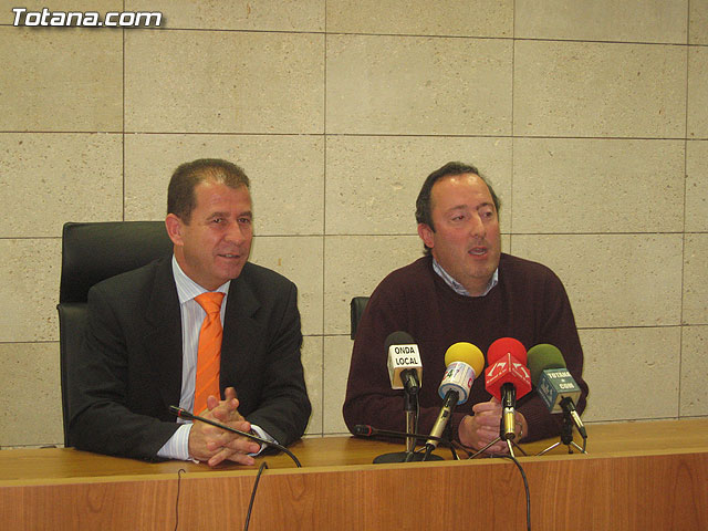 SE OFRECE UNA RECEPCIÓN INSTITUCIONAL A 50 ALUMNOS FRANCESES QUE ESTÁN DE INTERCAMBIO EN TOTANA - 11 SE OFRECE UNA RECEPCIÓN INSTITUCIONAL A 50 ALUMNOS FRANCESES QUE ESTÁN DE INTERCAMBIO EN TOTANA - 11