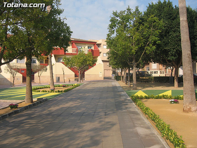 ALUMNOS-TRABAJADORES DE LA ESCUELA TALLER SANTA EULALIA REHABILITAN EL “JARDÍN DEL CONDADO” EN EL BARRIO DE “LA CERÁMICA” - 5