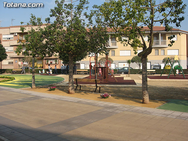 ALUMNOS-TRABAJADORES DE LA ESCUELA TALLER SANTA EULALIA REHABILITAN EL “JARDÍN DEL CONDADO” EN EL BARRIO DE “LA CERÁMICA” - 8