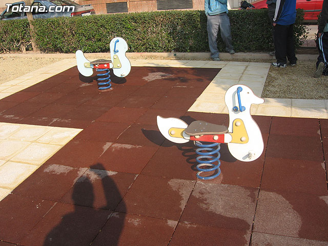 ALUMNOS-TRABAJADORES DE LA ESCUELA TALLER SANTA EULALIA REHABILITAN EL “JARDÍN DEL CONDADO” EN EL BARRIO DE “LA CERÁMICA” - 26