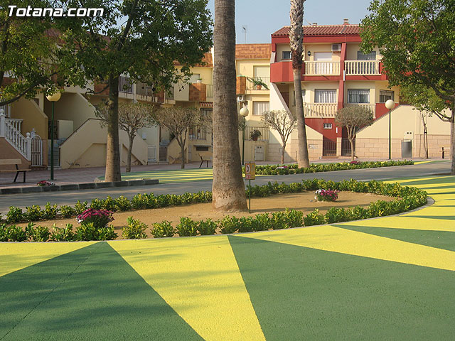 ALUMNOS-TRABAJADORES DE LA ESCUELA TALLER SANTA EULALIA REHABILITAN EL “JARDÍN DEL CONDADO” EN EL BARRIO DE “LA CERÁMICA” - 32
