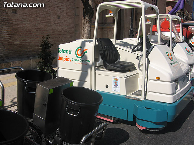 SE PRESENTA EL NUEVO SERVICIO DE LIMPIEZA VIARIA Y RECOGIDA DE RESIDUOS SÓLIDOS URBANOS CON UN PRESUPUESTO TOTAL DE MÁS DE 1,2 MILLONES DE EUROS, Y MÁS MEDIOS HUMANOS Y MATERIALES - 5