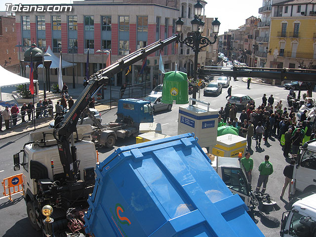 SE PRESENTA EL NUEVO SERVICIO DE LIMPIEZA VIARIA Y RECOGIDA DE RESIDUOS SÓLIDOS URBANOS CON UN PRESUPUESTO TOTAL DE MÁS DE 1,2 MILLONES DE EUROS, Y MÁS MEDIOS HUMANOS Y MATERIALES - 23