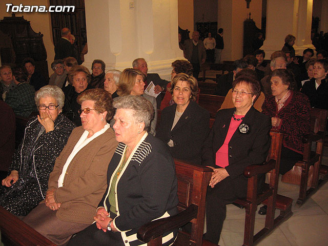 PRESENTAN UNA GUÍA DE VISITA DEL TEMPLO PARROQUIAL DE SANTIAGO EL MAYOR DE TOTANA - 1 PRESENTAN UNA GUÍA DE VISITA DEL TEMPLO PARROQUIAL DE SANTIAGO EL MAYOR DE TOTANA - 1