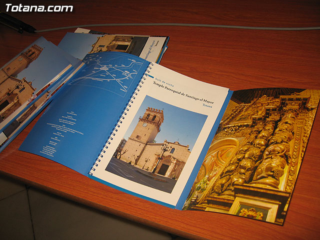 PRESENTAN UNA GUÍA DE VISITA DEL TEMPLO PARROQUIAL DE SANTIAGO EL MAYOR DE TOTANA - 2 PRESENTAN UNA GUÍA DE VISITA DEL TEMPLO PARROQUIAL DE SANTIAGO EL MAYOR DE TOTANA - 2