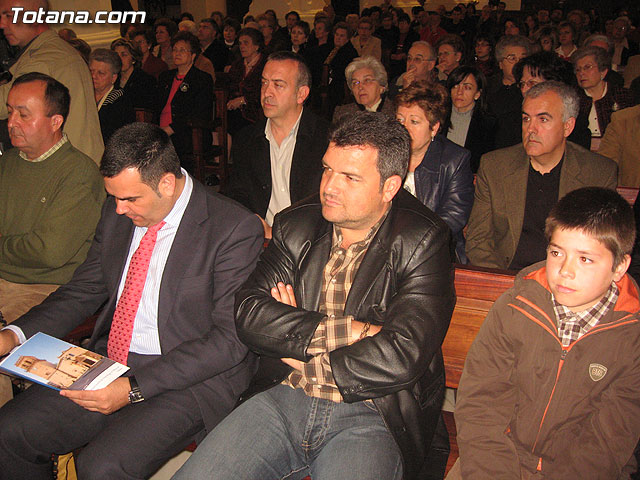 PRESENTAN UNA GUÍA DE VISITA DEL TEMPLO PARROQUIAL DE SANTIAGO EL MAYOR DE TOTANA - 13 PRESENTAN UNA GUÍA DE VISITA DEL TEMPLO PARROQUIAL DE SANTIAGO EL MAYOR DE TOTANA - 13