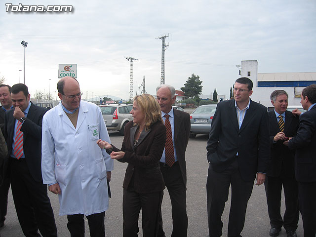 LA CONSEJERA DE TRABAJO Y POLÍTICA SOCIAL VISITA LAS INSTALACIONES DE LA COOPERATIVA AGRARIA DE TOTANA (COATO) - 12