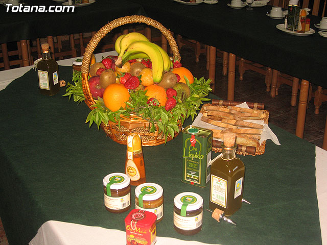 LA CONSEJERA DE TRABAJO Y POLÍTICA SOCIAL VISITA LAS INSTALACIONES DE LA COOPERATIVA AGRARIA DE TOTANA (COATO) - 15