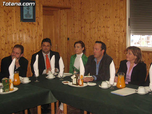 LA CONSEJERA DE TRABAJO Y POLÍTICA SOCIAL VISITA LAS INSTALACIONES DE LA COOPERATIVA AGRARIA DE TOTANA (COATO) - 28